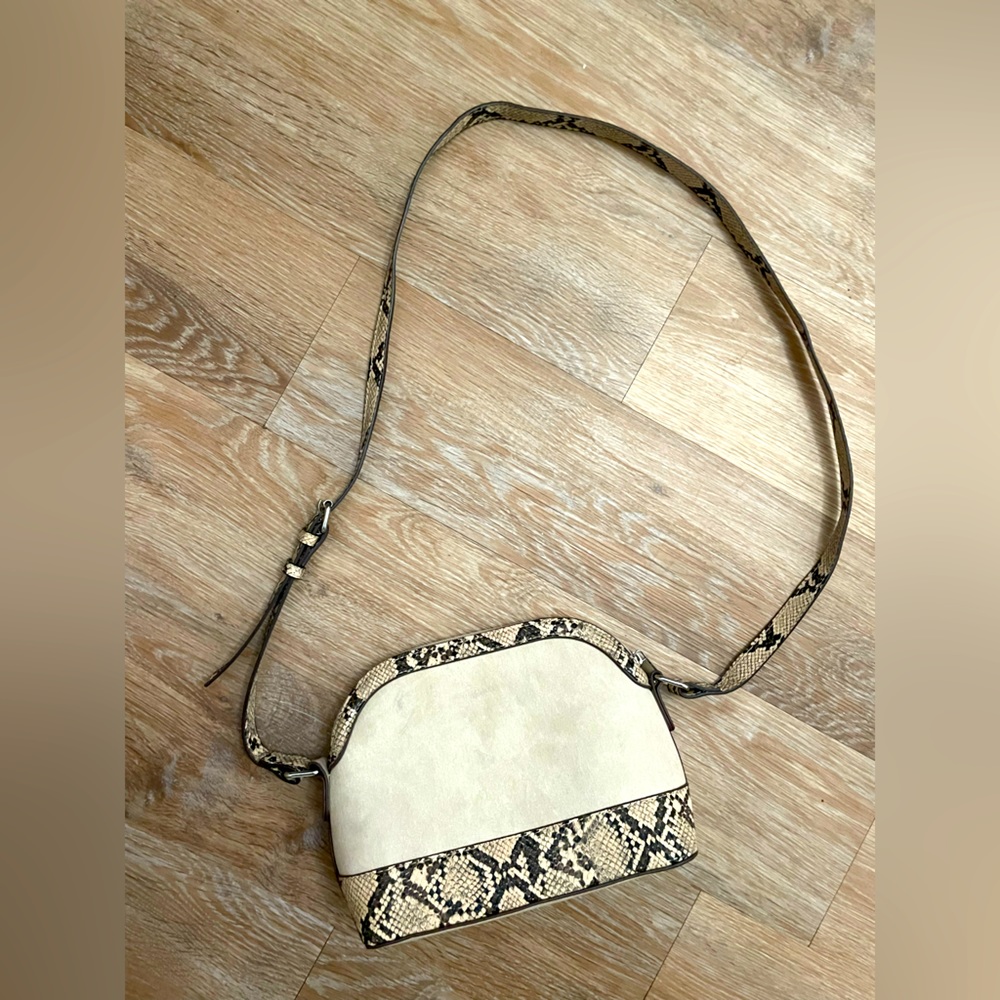 Snakeskin gray crossbody purse